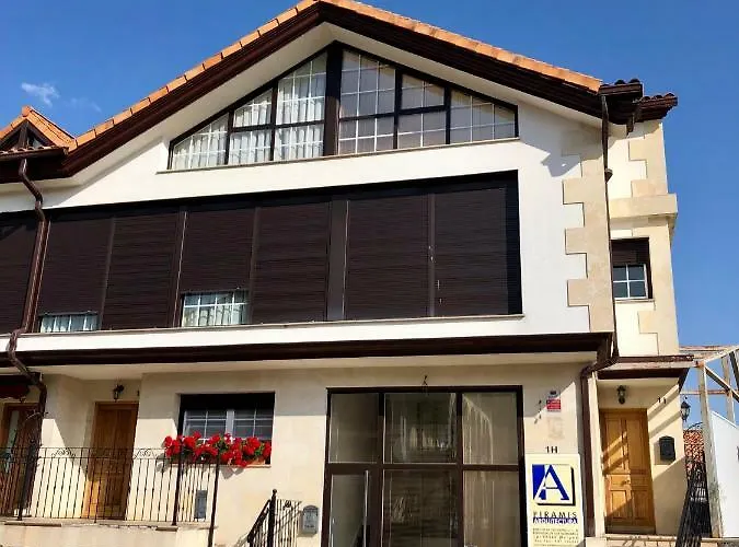 En Espinosa Monteros 펜션 *